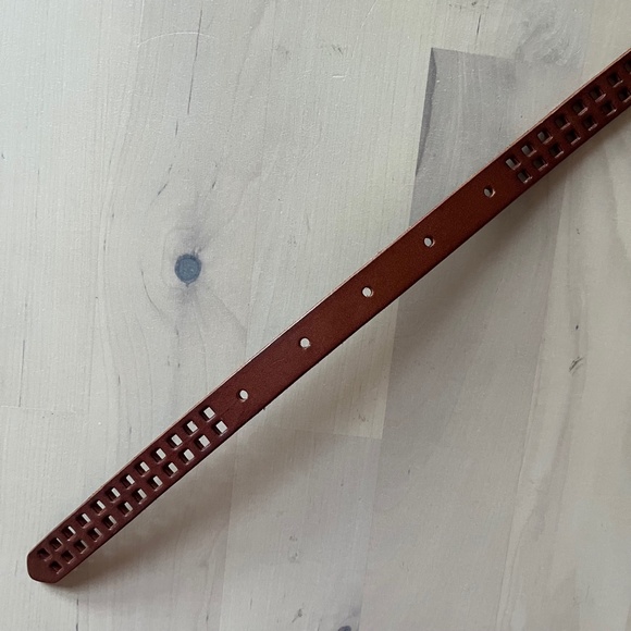 Gap leather belt - Picture 5 of 7